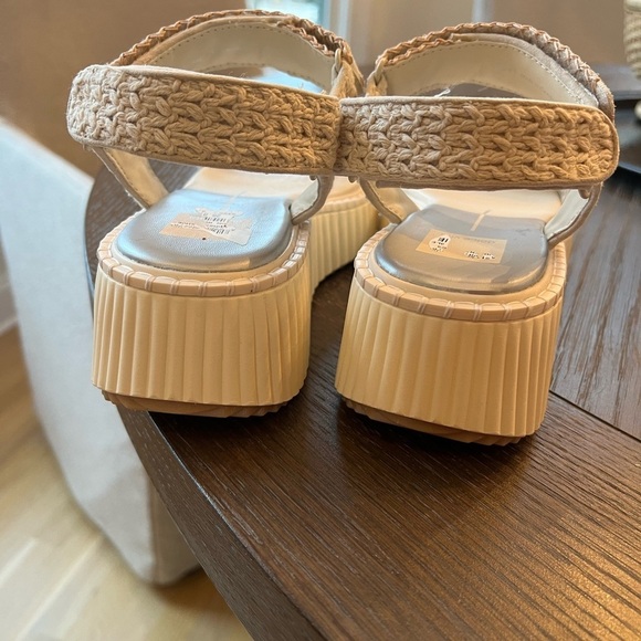 NEW DOLCE VITA Leather Debra Sandals Ivory size 8.5 - Picture 4 of 7